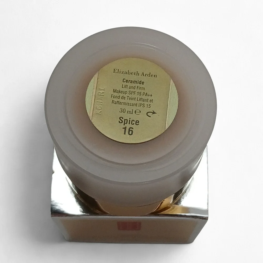 Elizabeth Arden Ceramide Lift and Firm Makeup SPF 15 | 30 ML